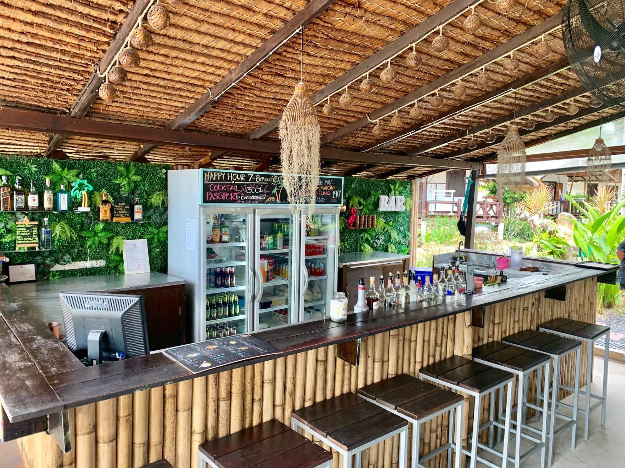 Sarana Bungalows (Adults Only) Ban Tai Exterior photo