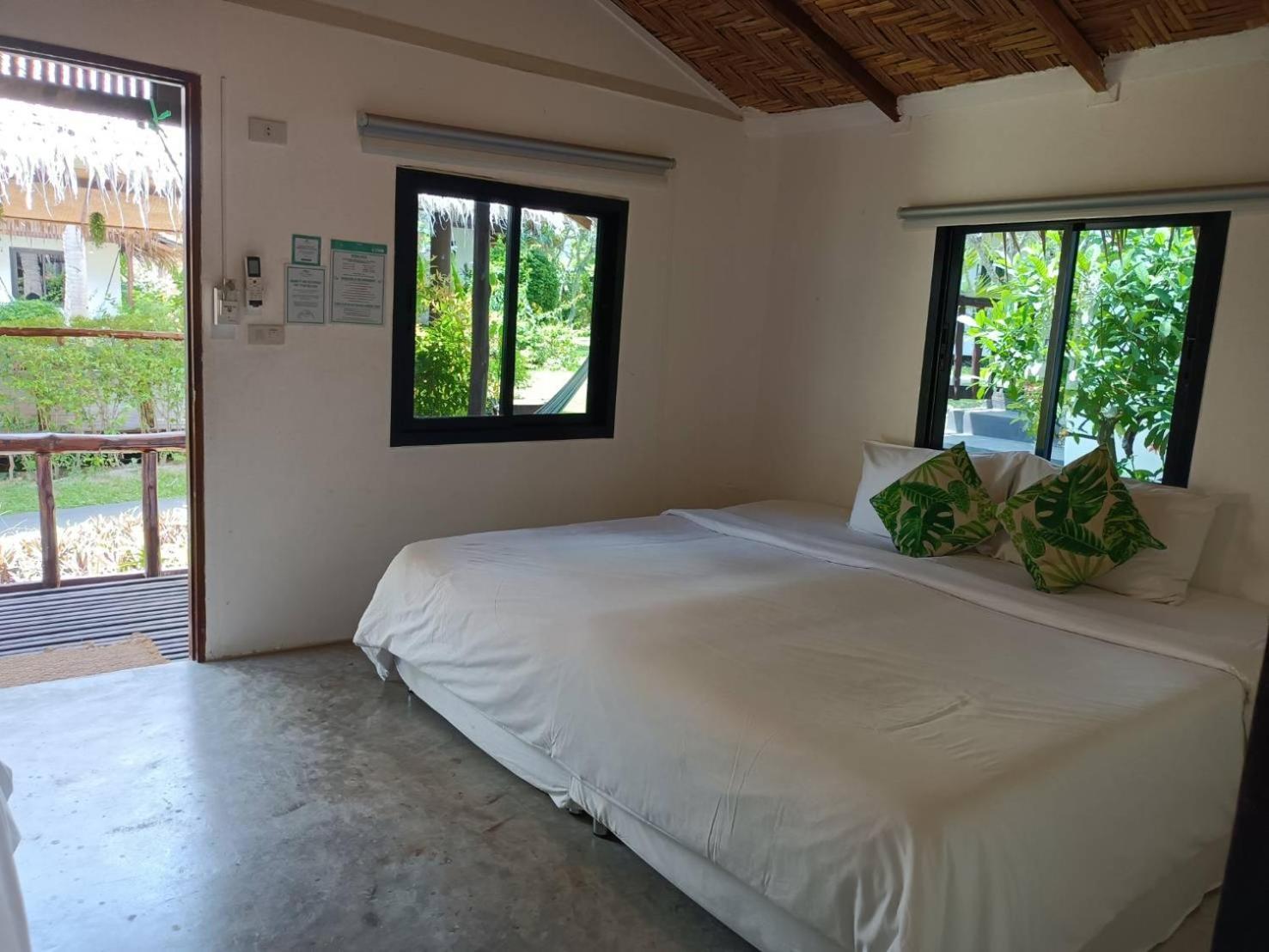 Sarana Bungalows (Adults Only) Ban Tai Exterior photo
