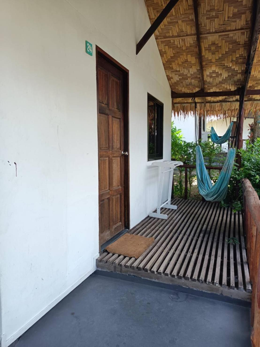 Sarana Bungalows (Adults Only) Ban Tai Exterior photo