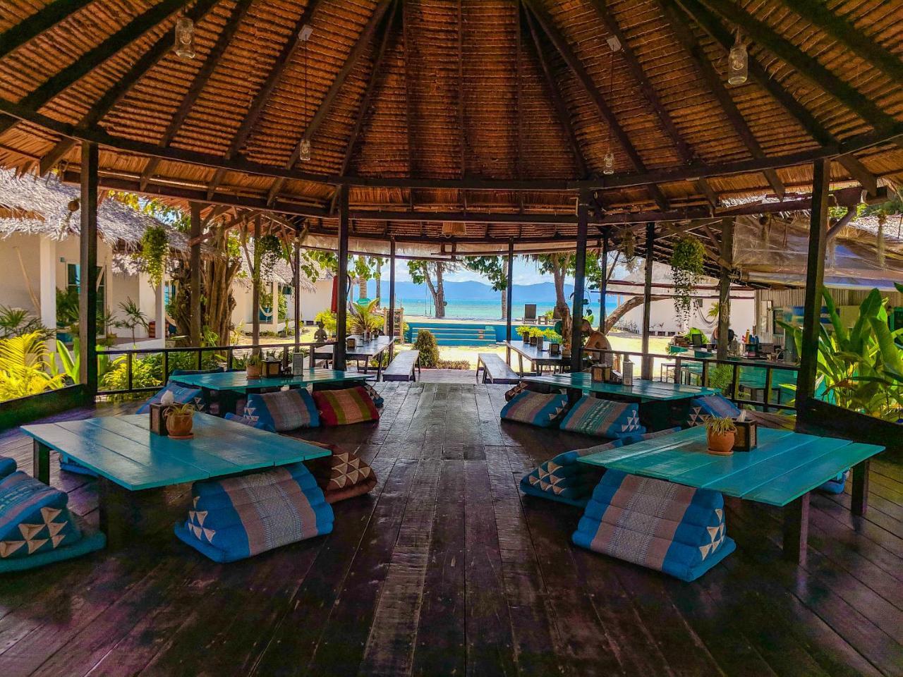 Sarana Bungalows (Adults Only) Ban Tai Exterior photo