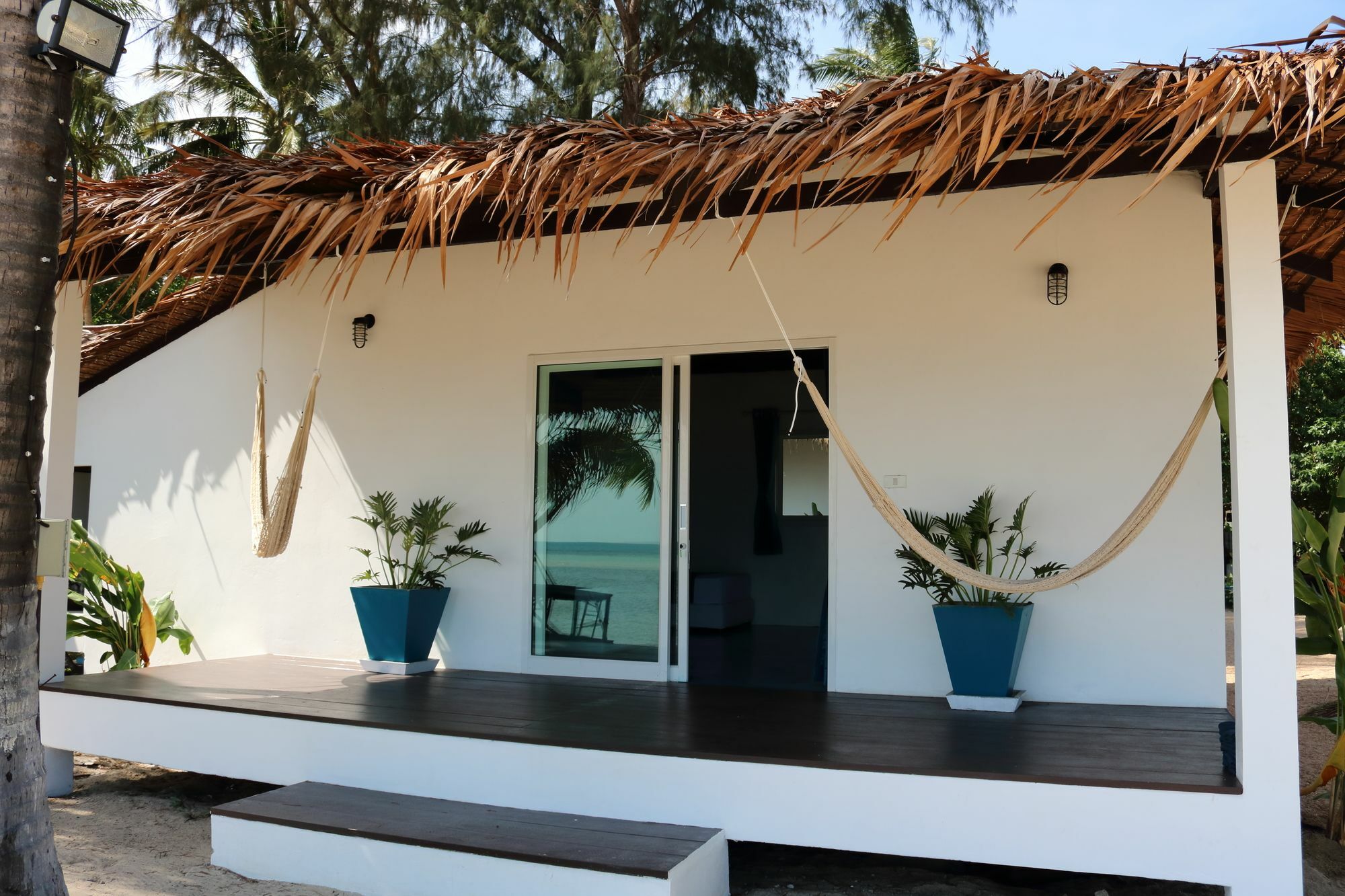 Sarana Bungalows (Adults Only) Ban Tai Exterior photo