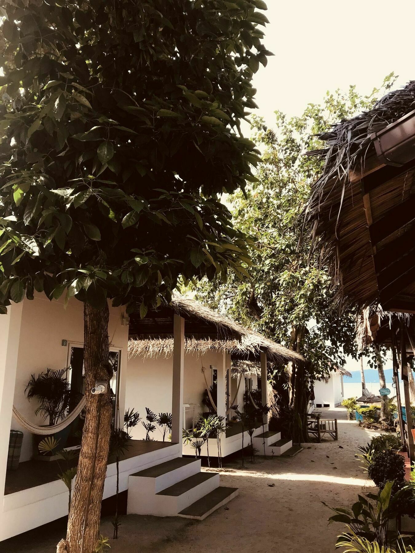 Sarana Bungalows (Adults Only) Ban Tai Exterior photo