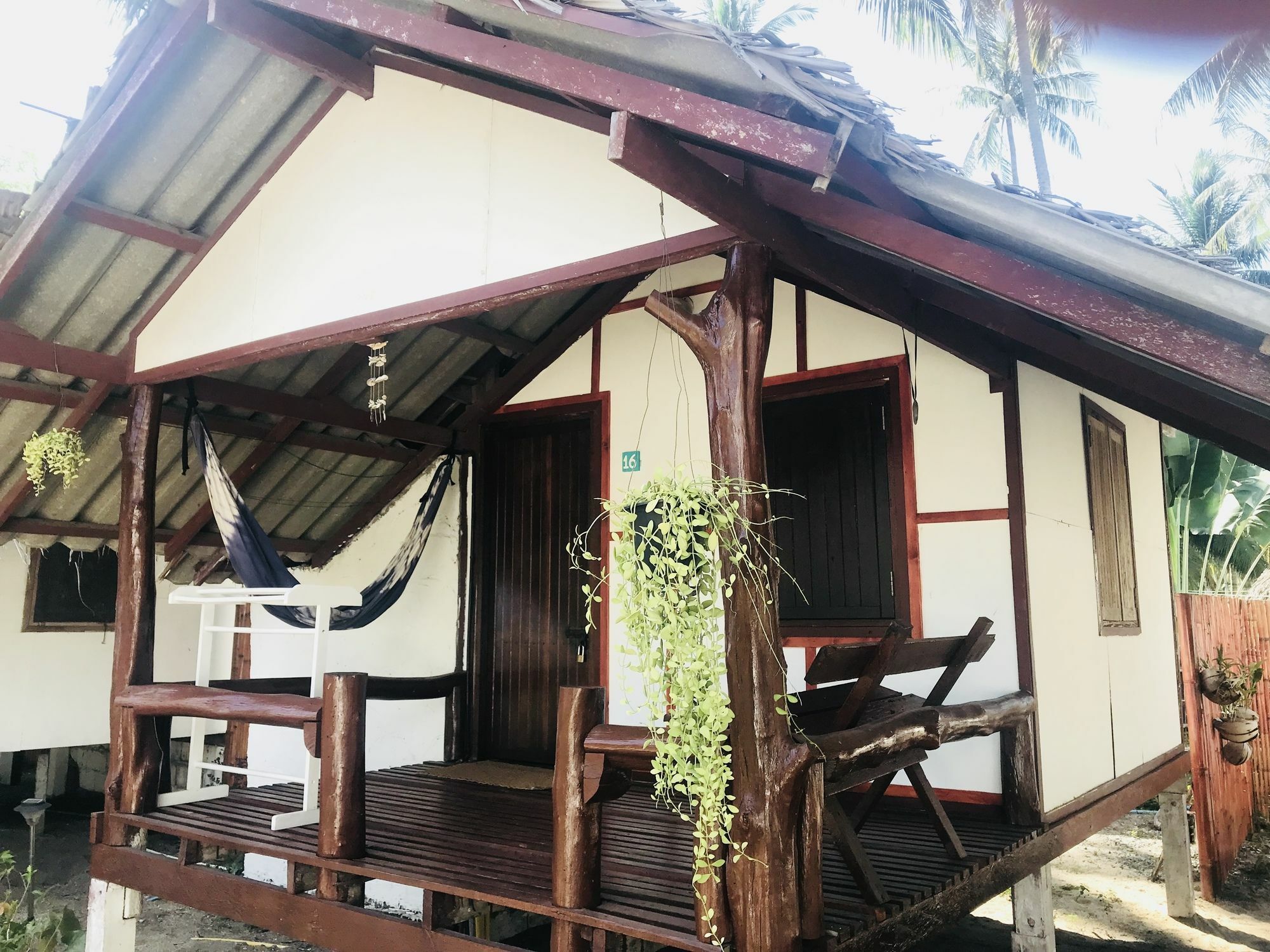 Sarana Bungalows (Adults Only) Ban Tai Exterior photo