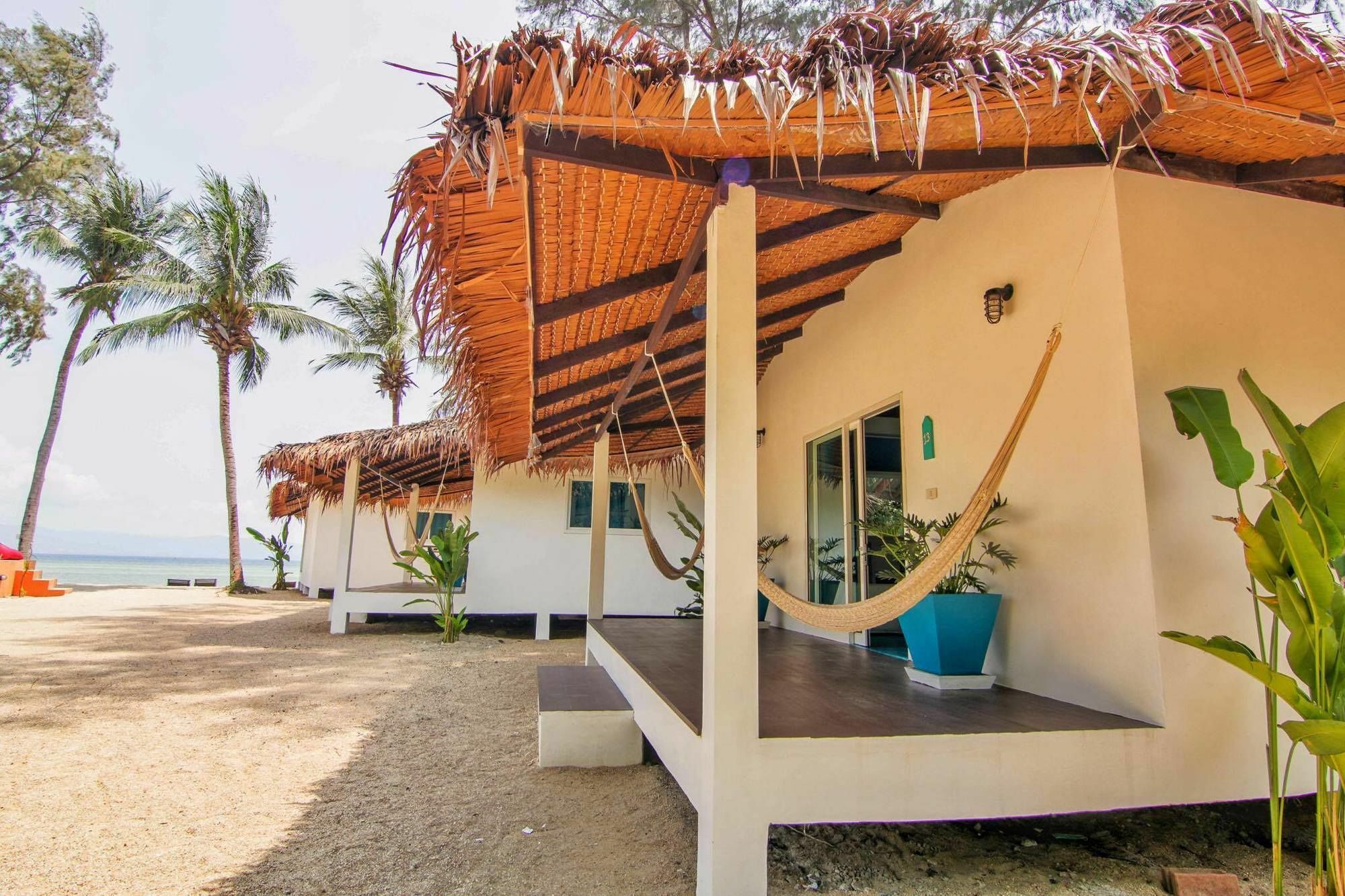 Sarana Bungalows (Adults Only) Ban Tai Exterior photo